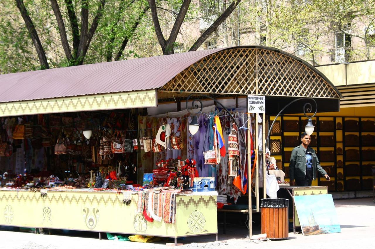 Vernisaj Apt At Republic Square & Ruben Tours Yerevan Ngoại thất bức ảnh